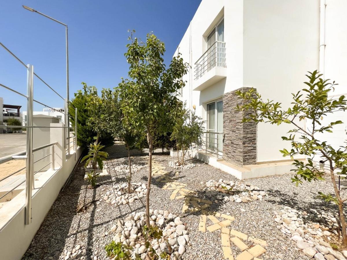 Caesar Beach Villas And Apartments Gastria Exteriér fotografie
